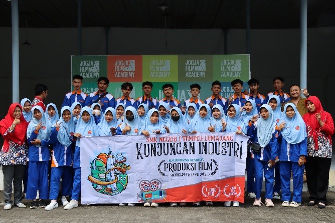 Read more about the article <strong>Kunjungan Industri SMK Negeri 1 Tempeh Lumajang</strong>
